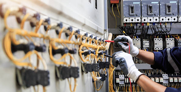 Professional Electrician technician working in Pembroke Park, FL